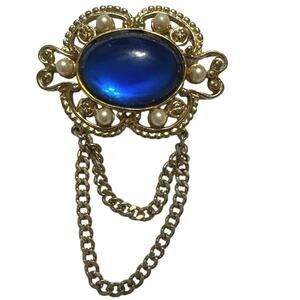 vintage-gold-tone brooch large blue cabochon stone, faux pearls &dangling chains